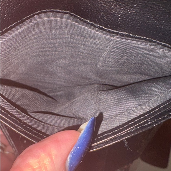 CHANEL Vintage Caviar Bi-fold Wallet in Black - Picture 12 of 14